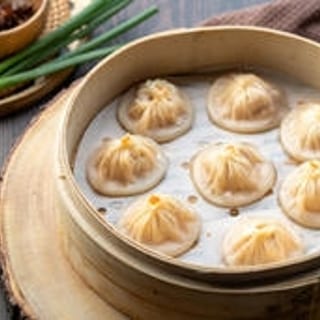 Crab & Pork Steamed Xiao Long Bao (8 pcs)