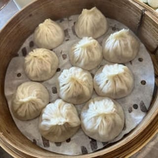 Dried Scallop & Pork Steamed Xiao Long Bao (8 pcs)